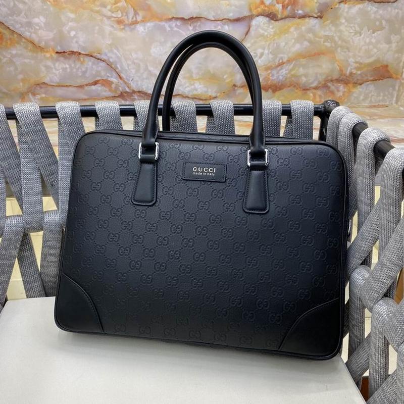 Gucci Handbags 210